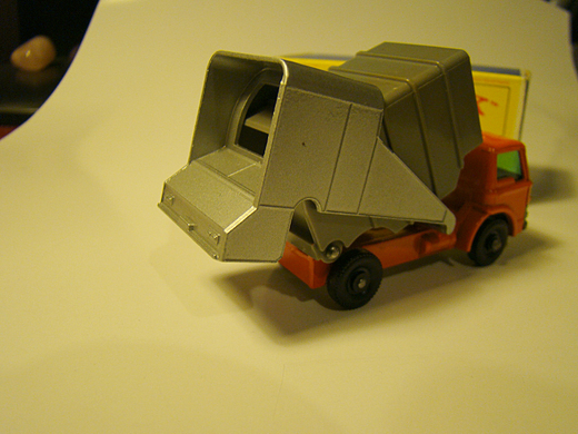 7 Ford Refuse Truck 3.JPG