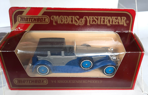 Y-4 1930 Douesenberg Model T_6.jpg