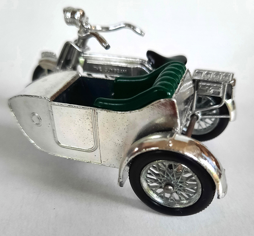 Y-8 1914 Sunbeam Motor Cycle_2.jpg
